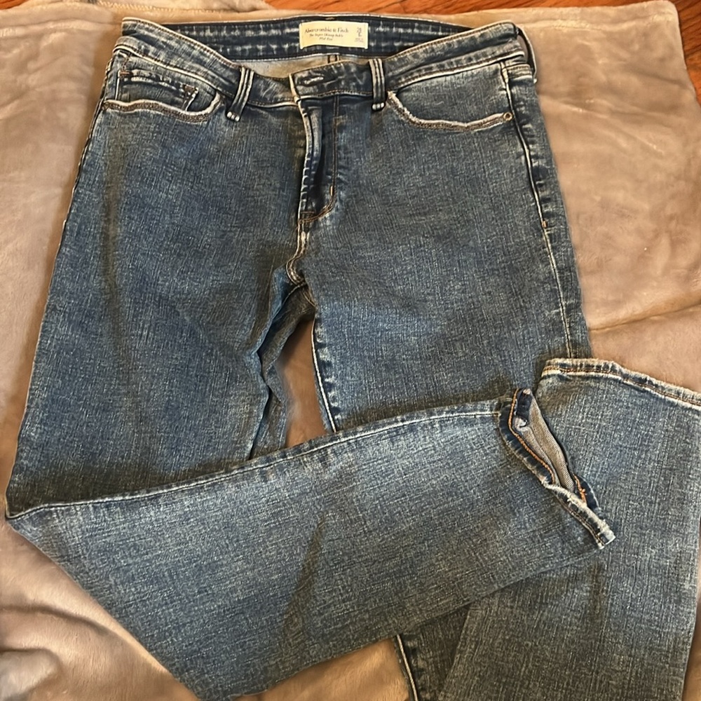 Abercrombie & Fitch Blue Jeans